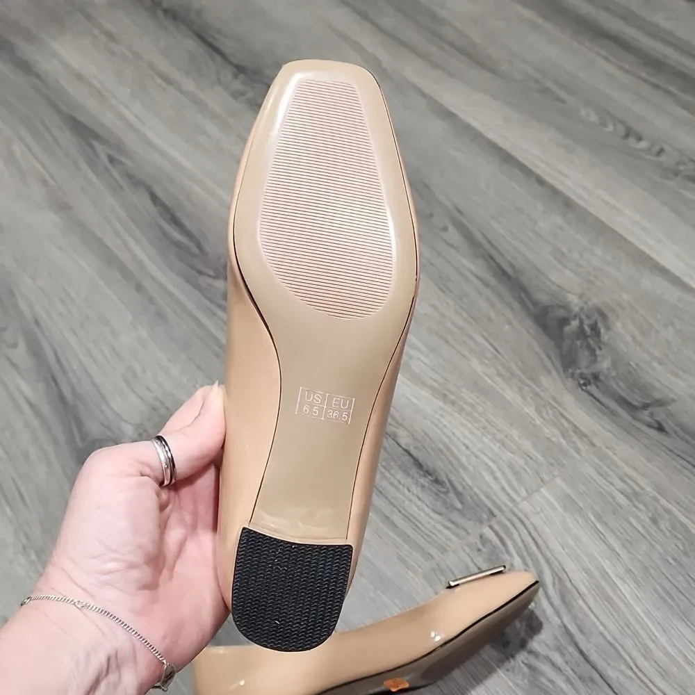 NWOT Patent Nude Gold Buckle Chunky Heels